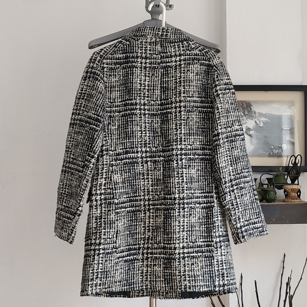 Zara Coat - Picture 10 of 10